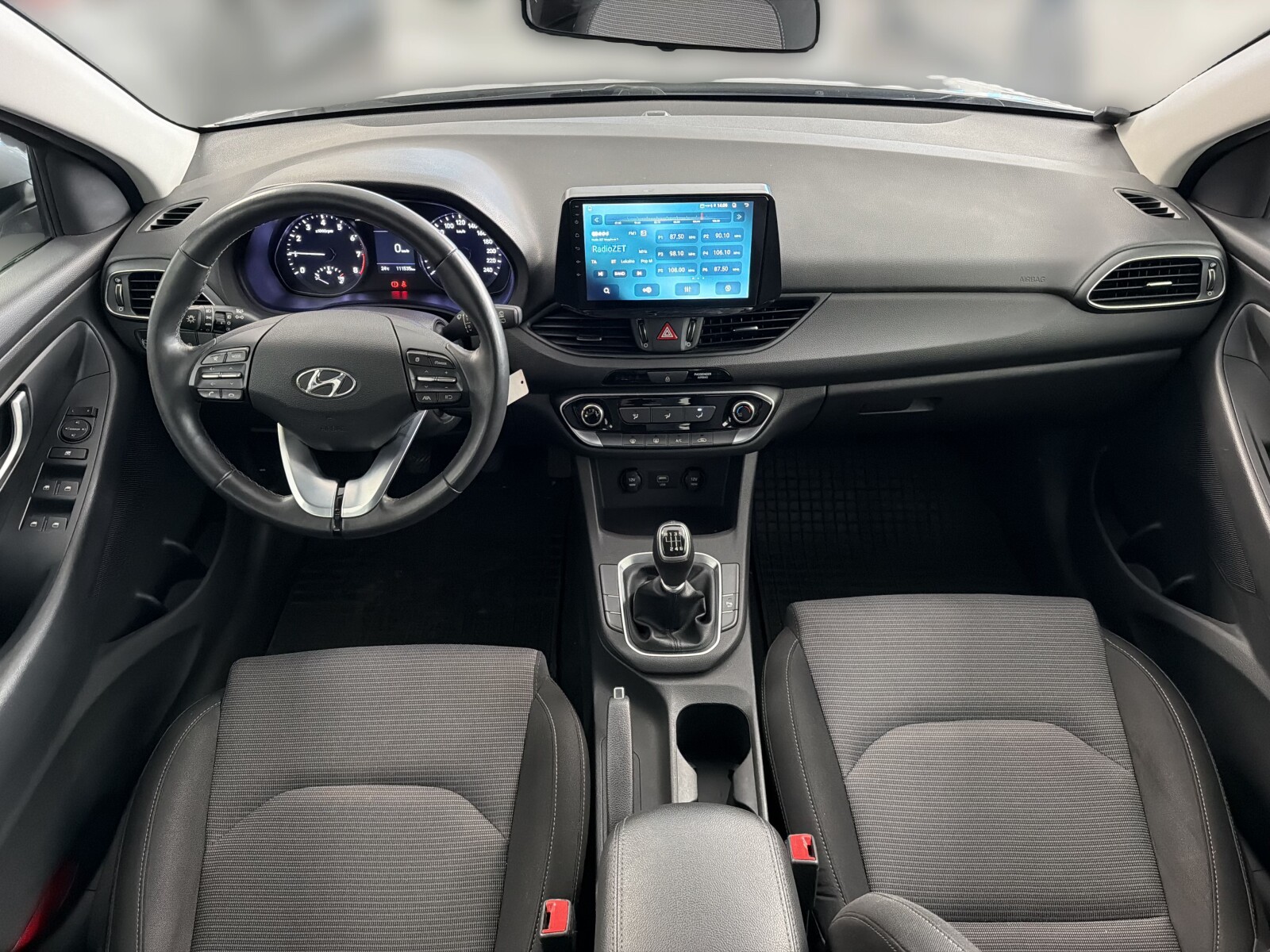 Hyundai i30 - zdjęcie 19