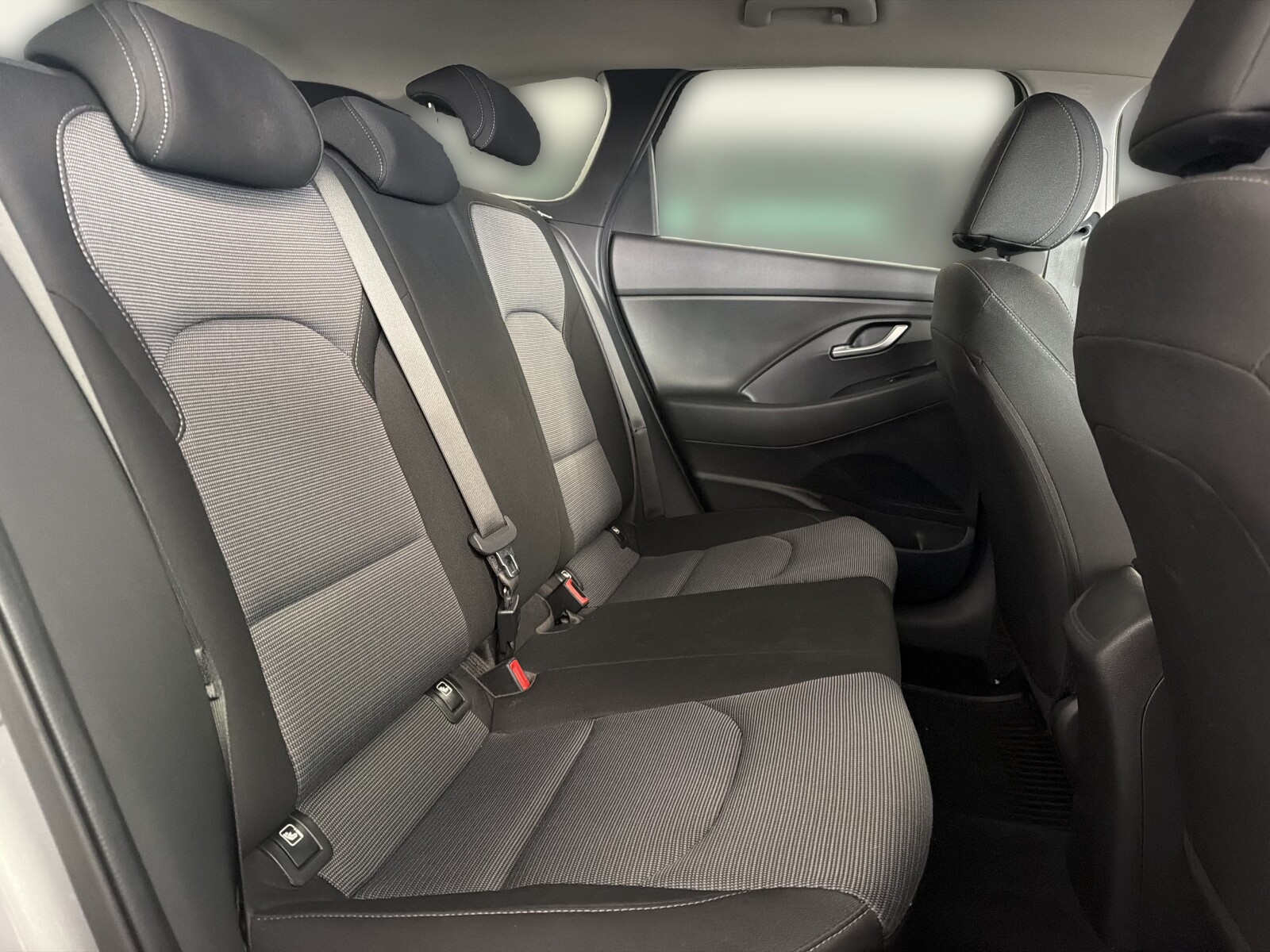 Hyundai i30 - zdjęcie 15