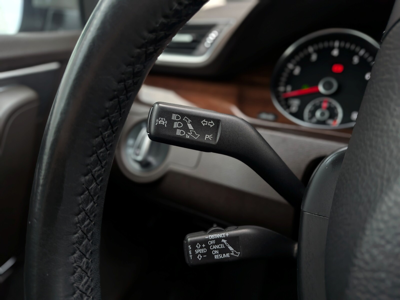 Volkswagen Passat - zdjęcie 17