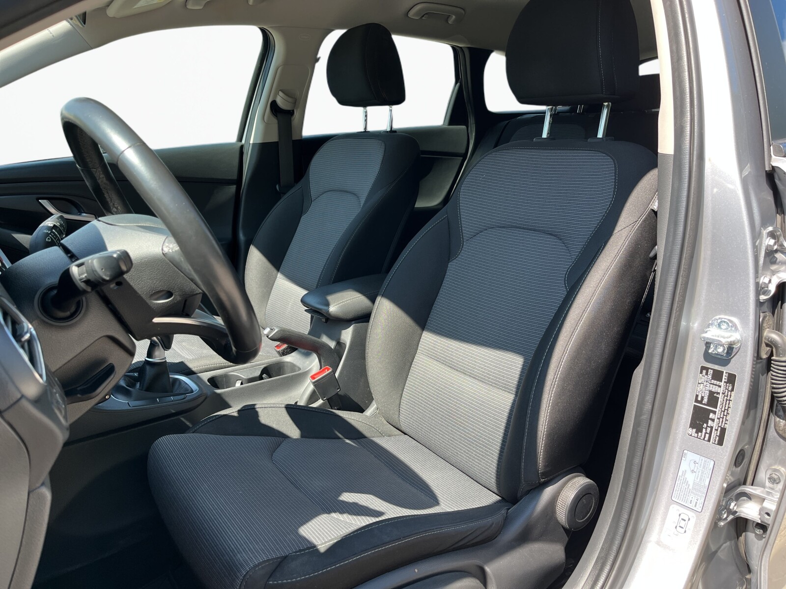 Hyundai i30 - zdjęcie 14