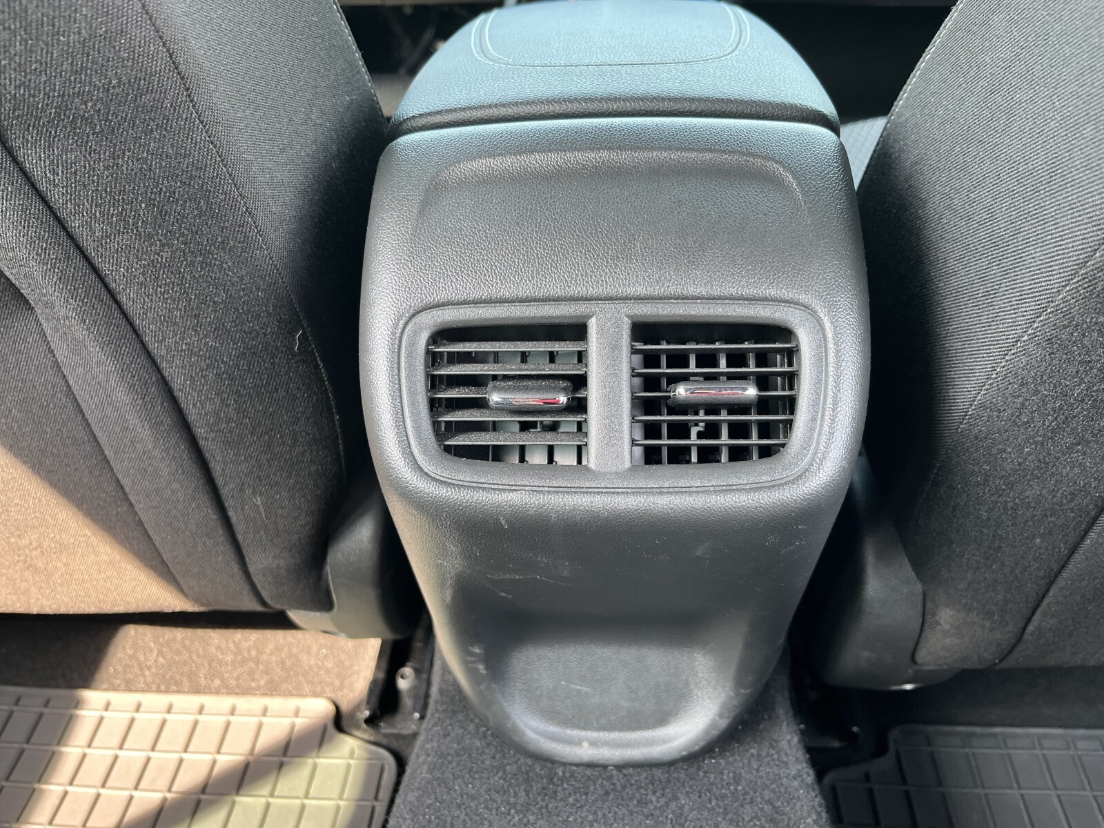 Opel Insignia - zdjęcie 13