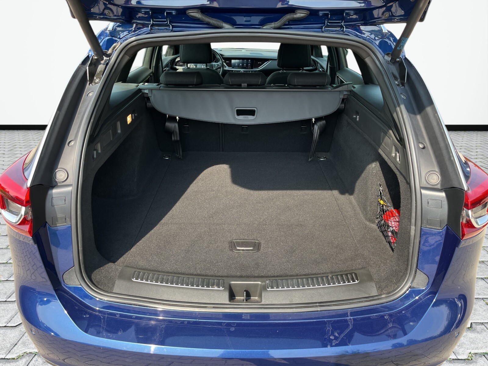 Opel Insignia - zdjęcie 9