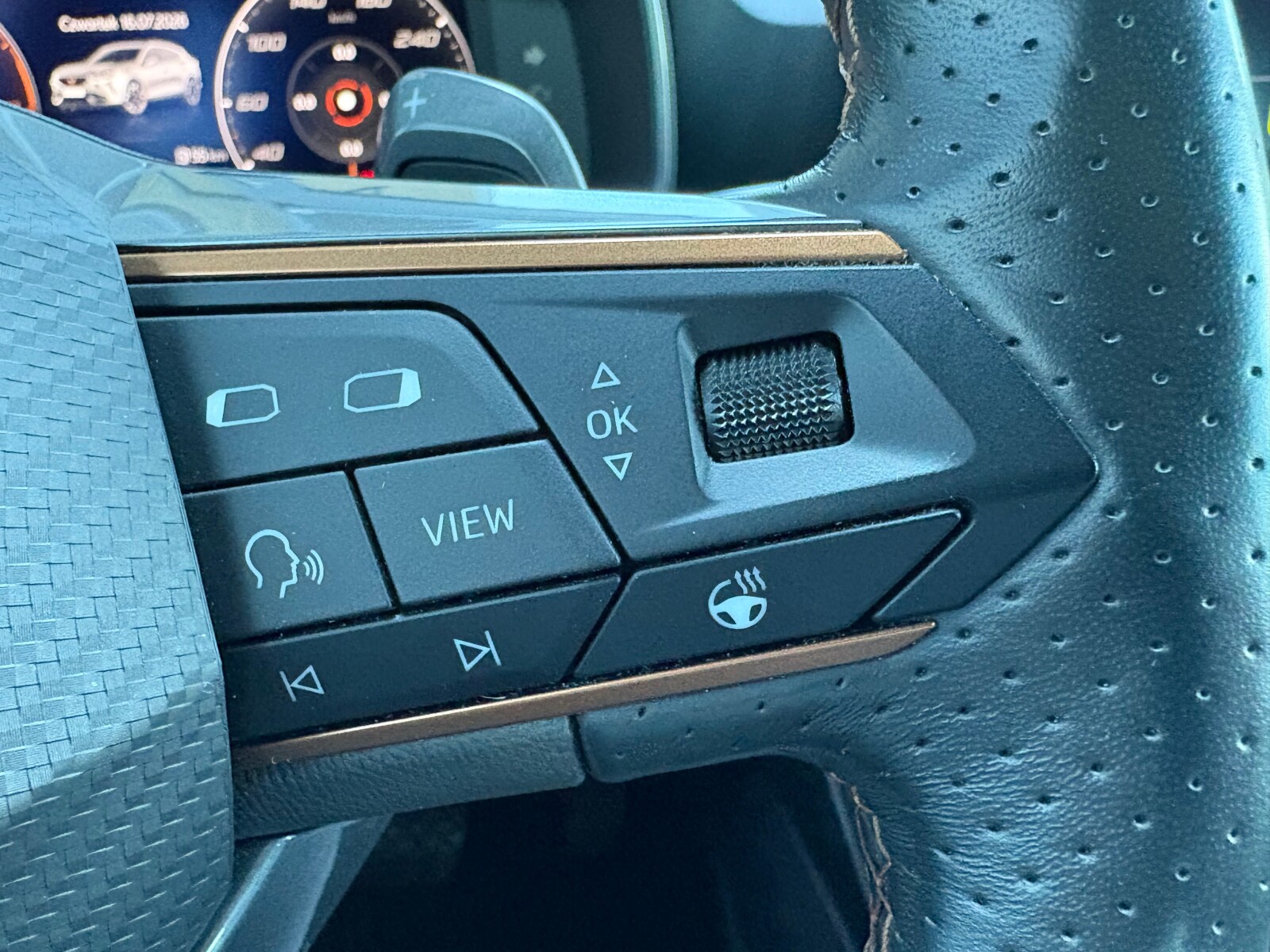Cupra Formentor - zdjęcie 24