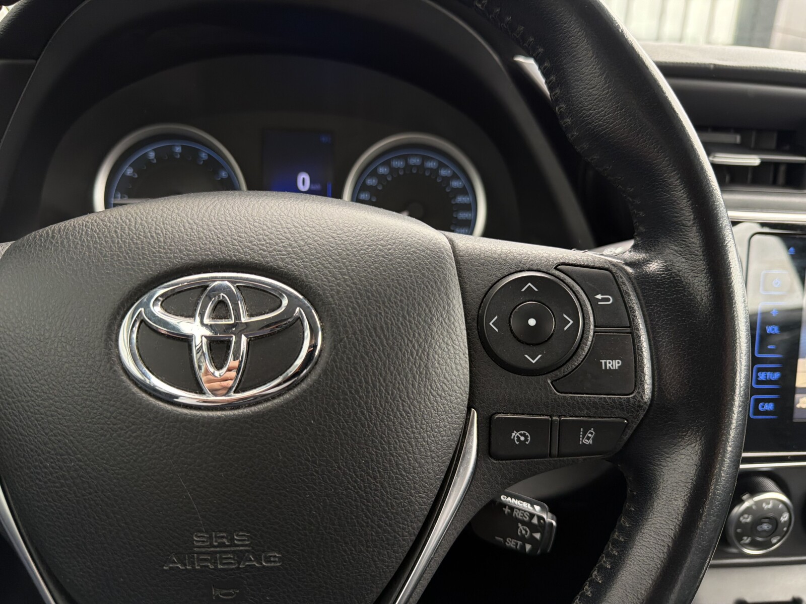 Toyota Corolla - zdjęcie 12