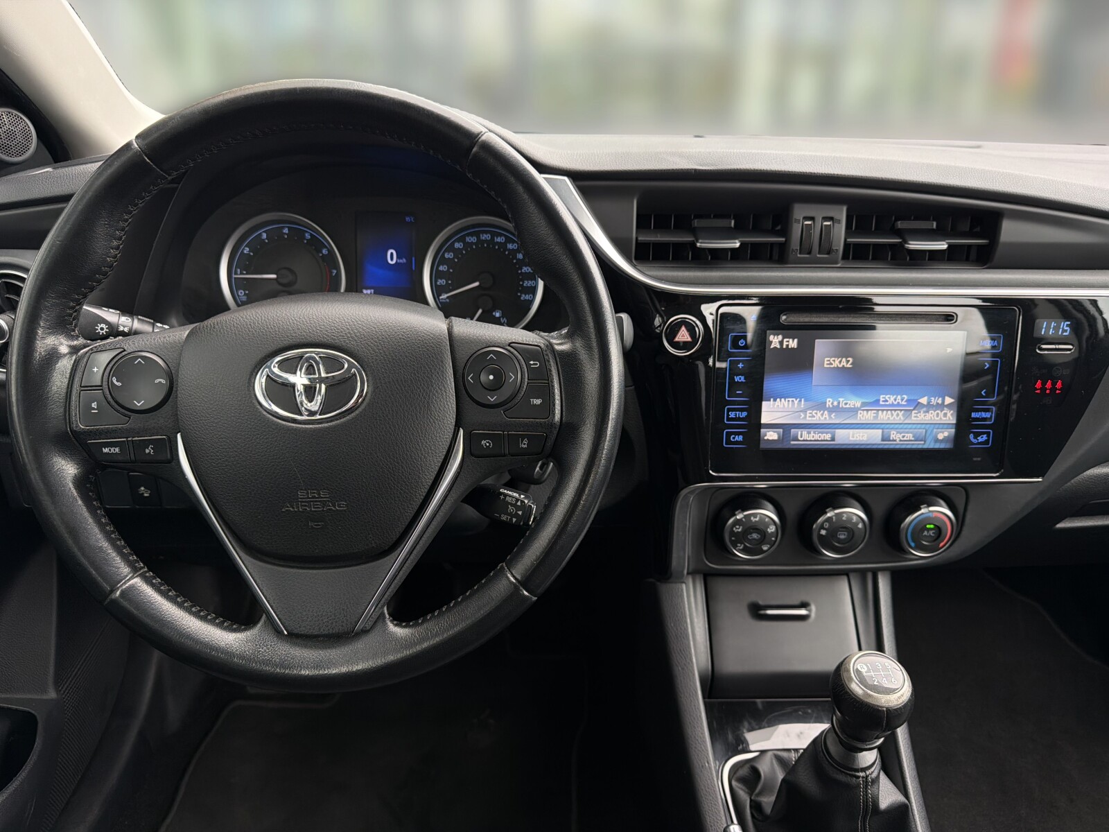 Toyota Corolla - zdjęcie 10