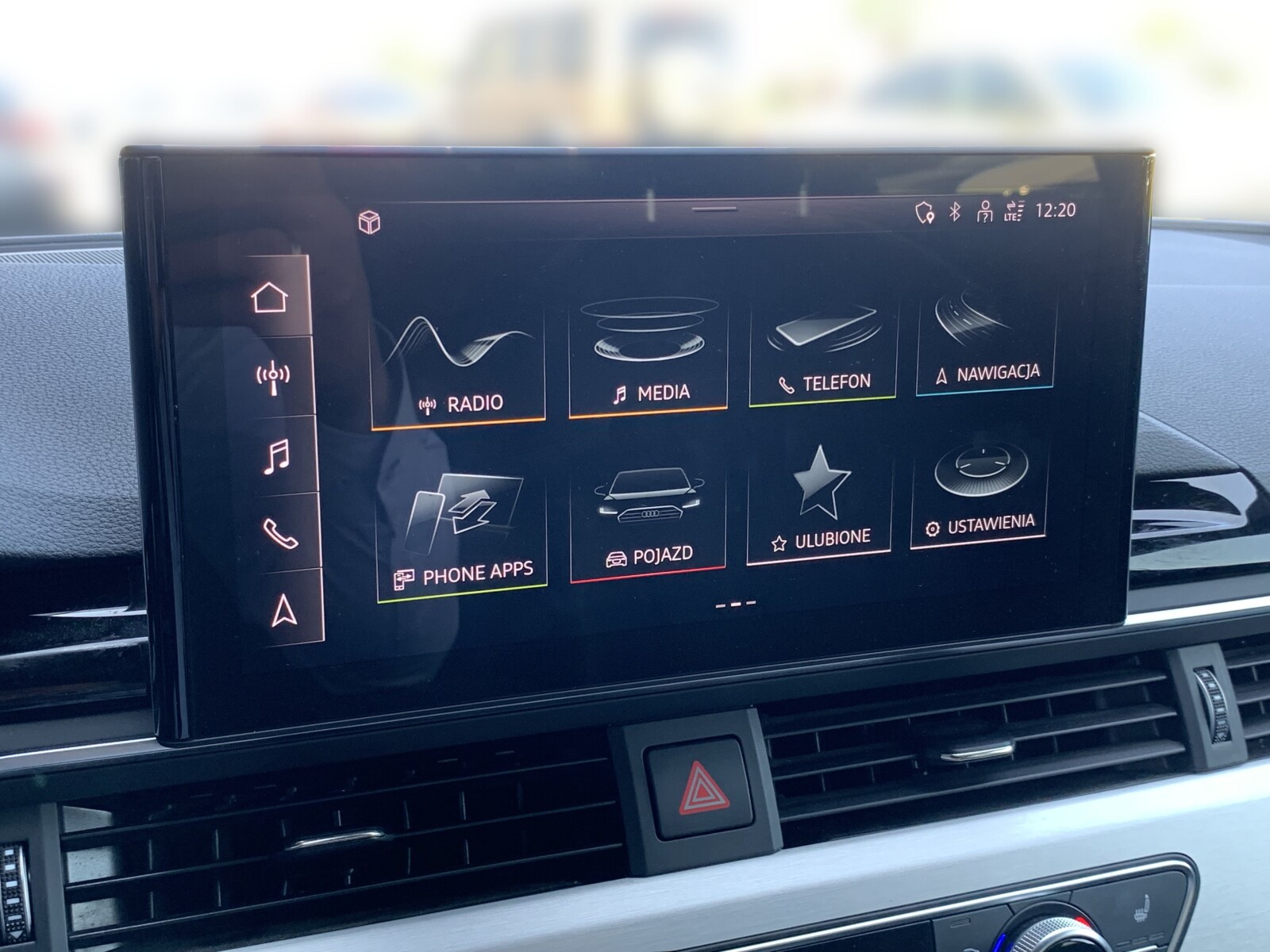 Audi A4 Limousine - zdjęcie 20