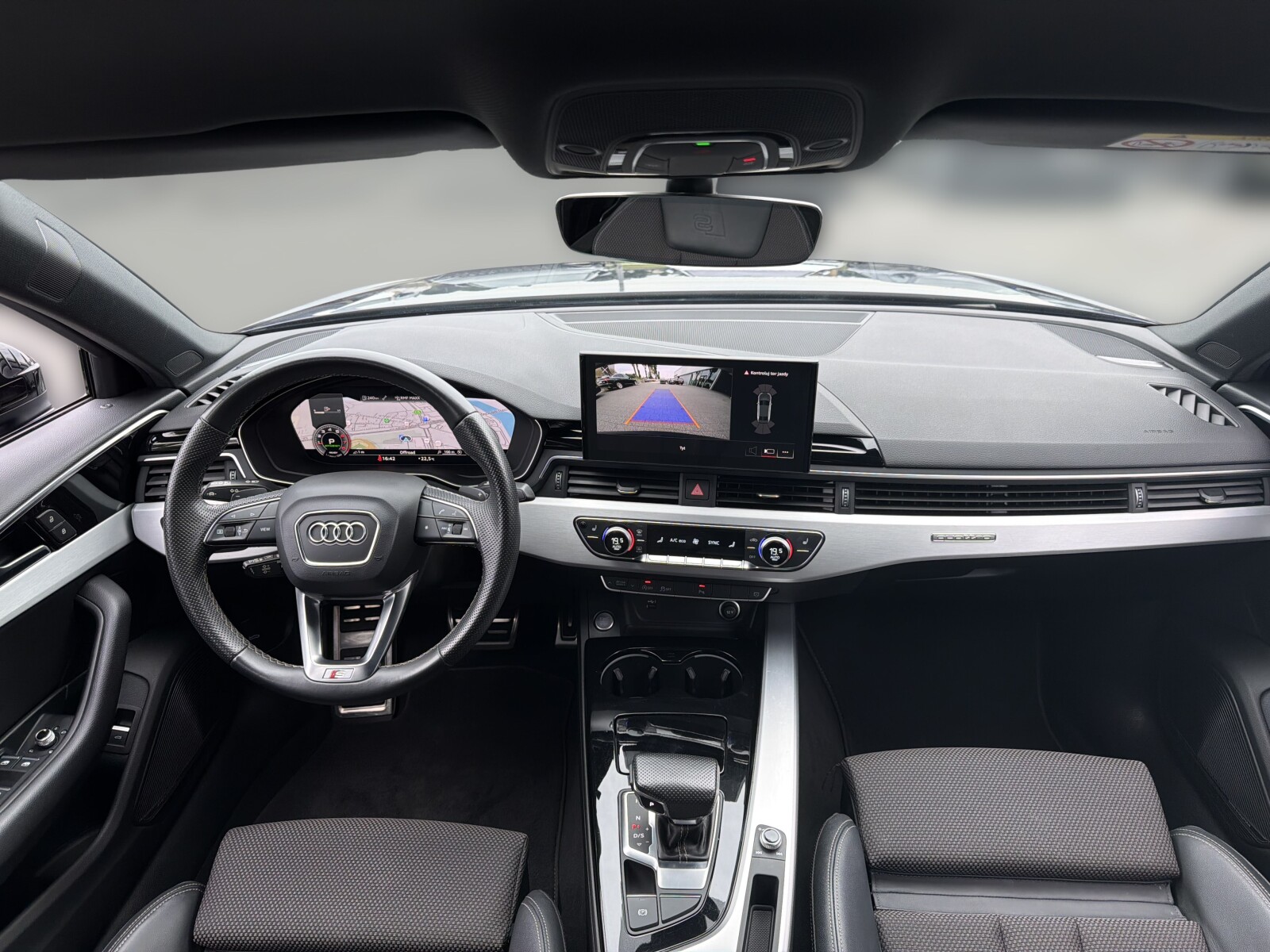 Audi A4 Limousine - zdjęcie 21