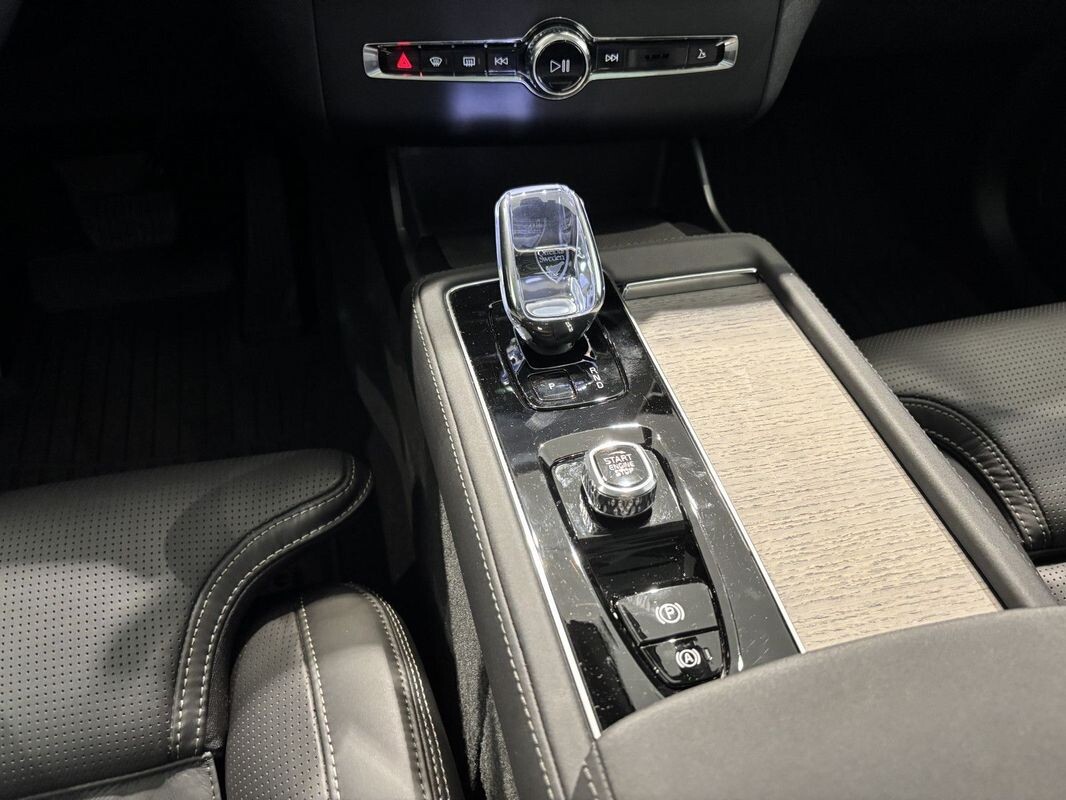 Volvo XC 90 - zdjęcie 17