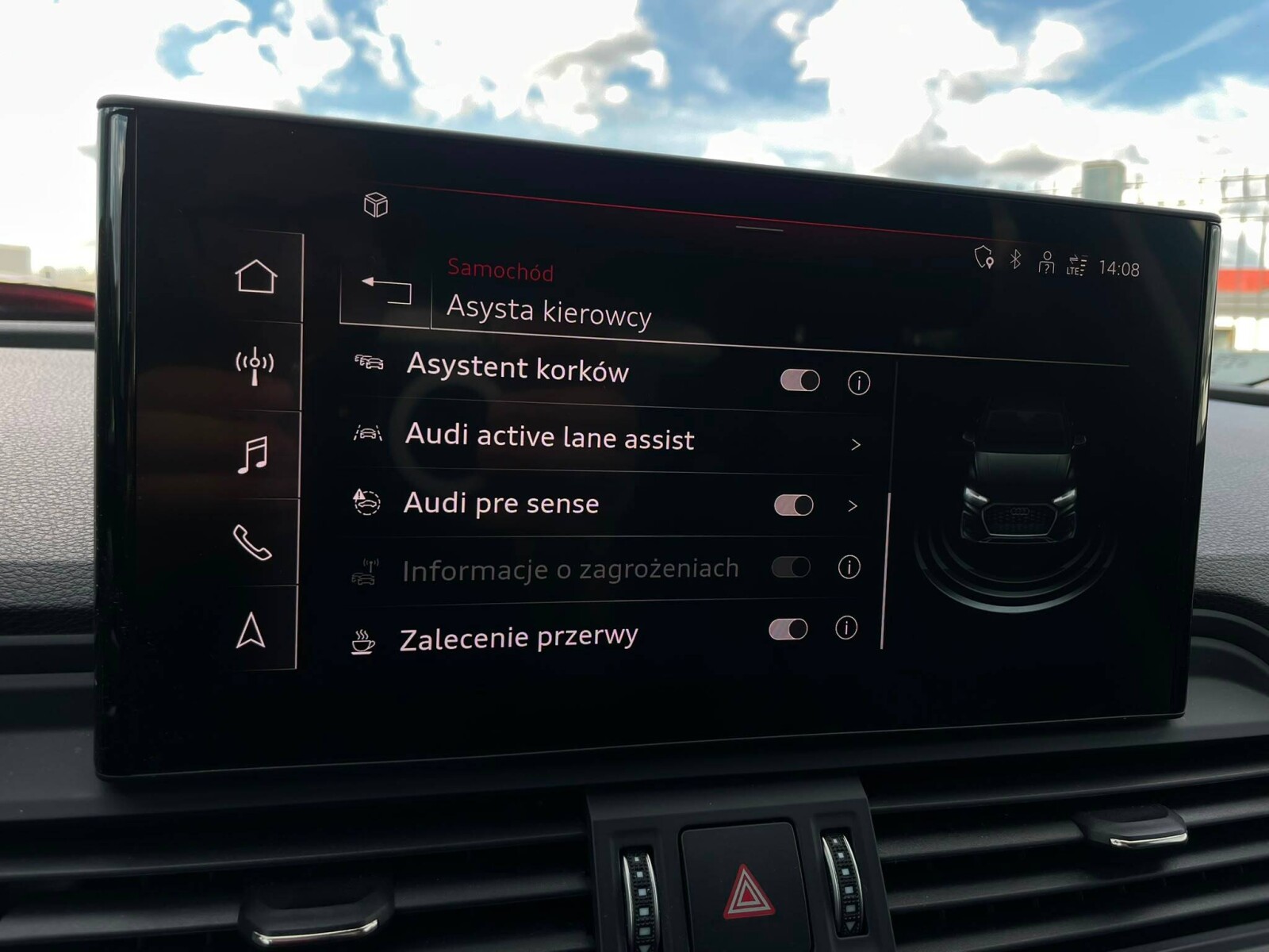 Audi Q5 Sportback - zdjęcie 31