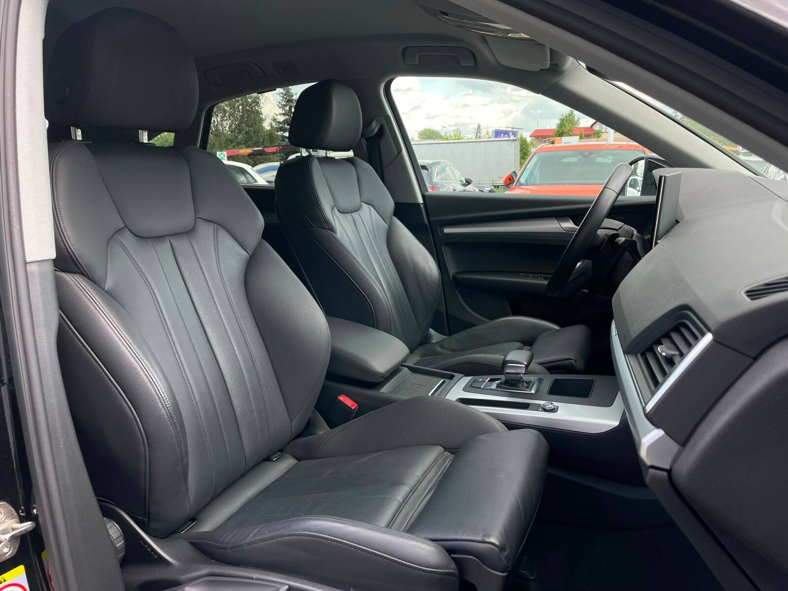 Audi Q5 Sportback - zdjęcie 23