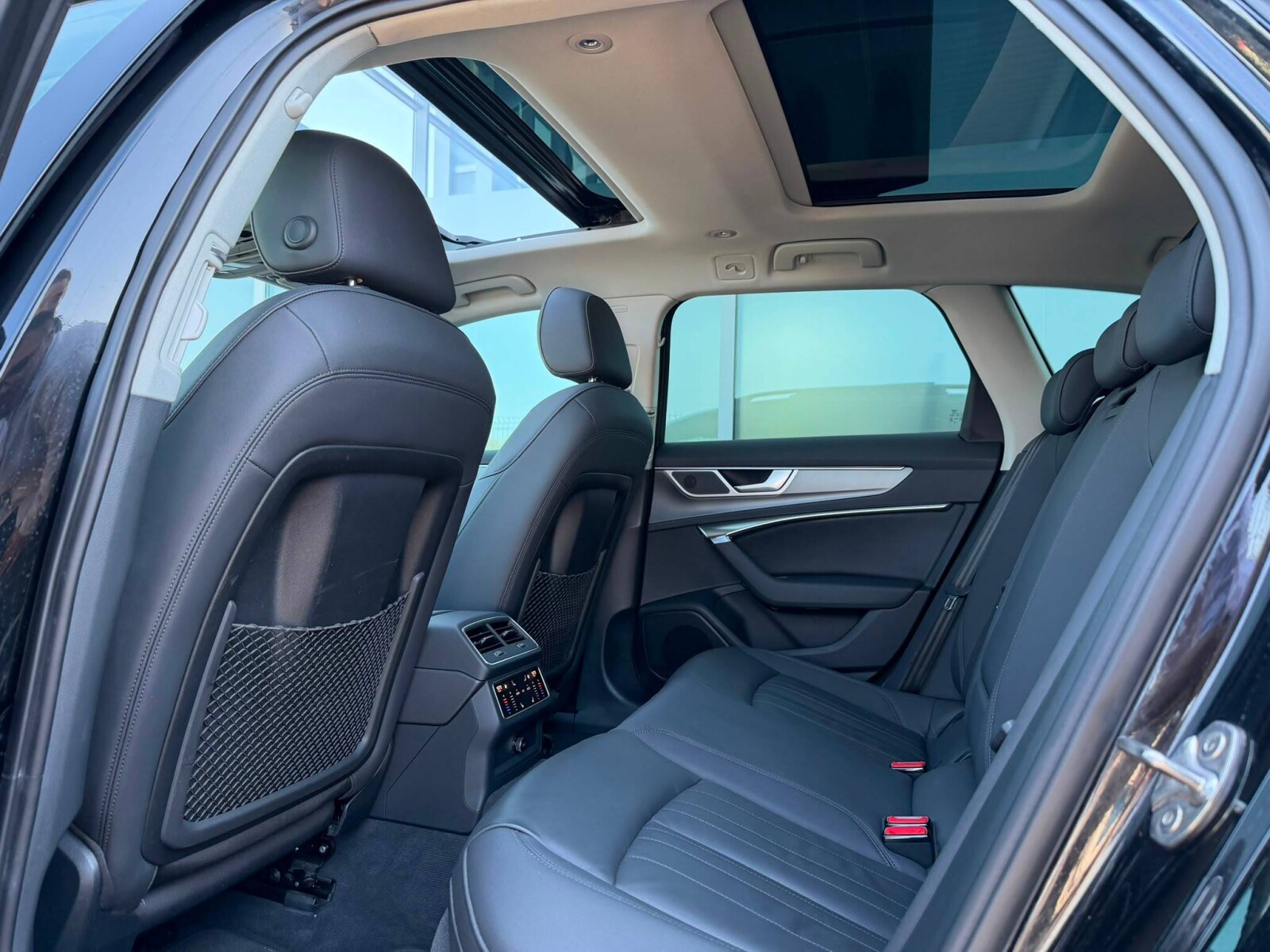 Audi A6 allroad - zdjęcie 12