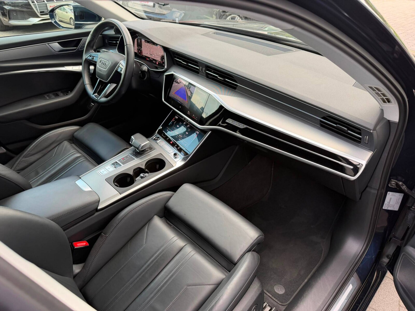 Audi A6 Avant - zdjęcie 23