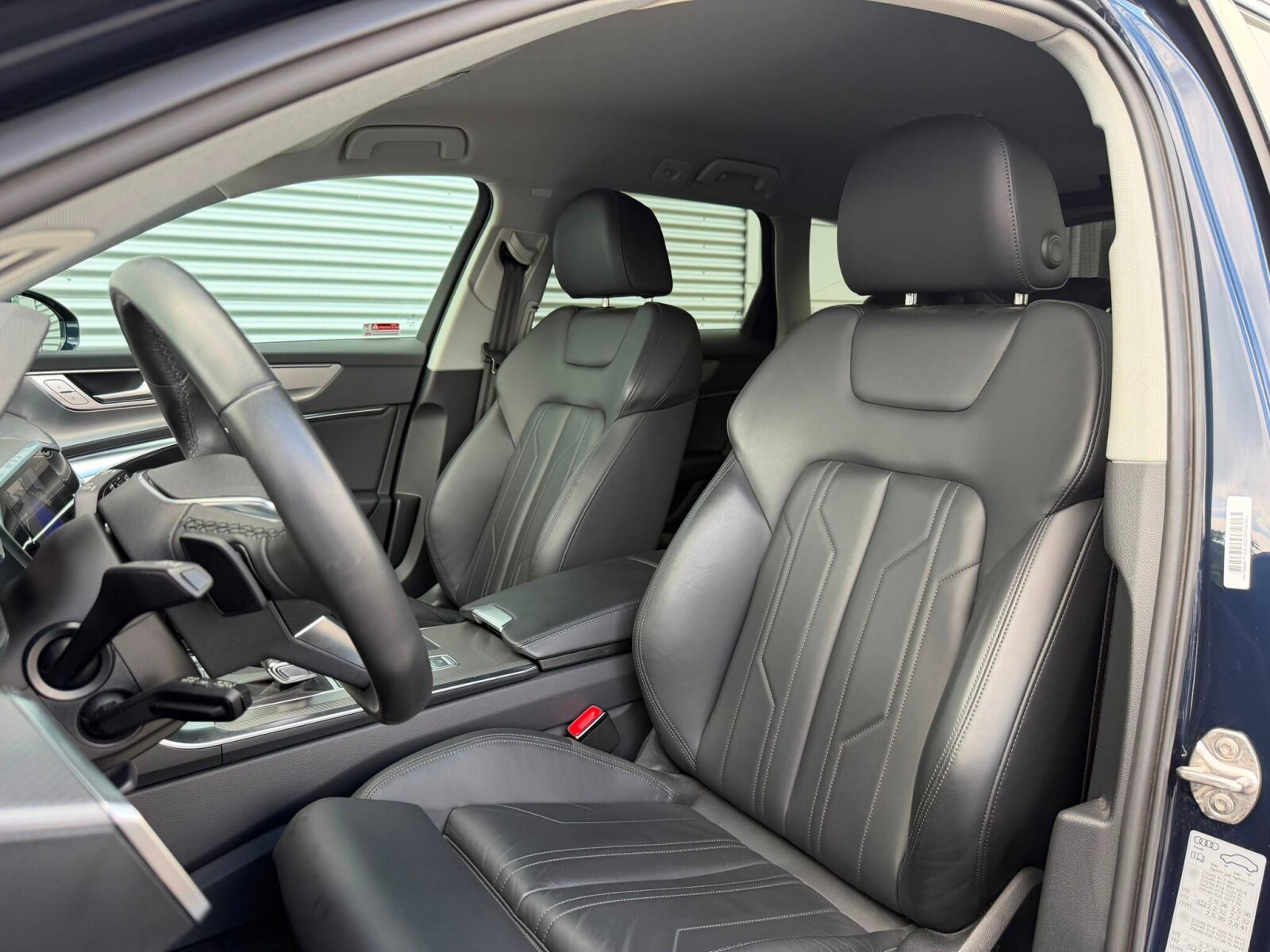 Audi A6 Avant - zdjęcie 22