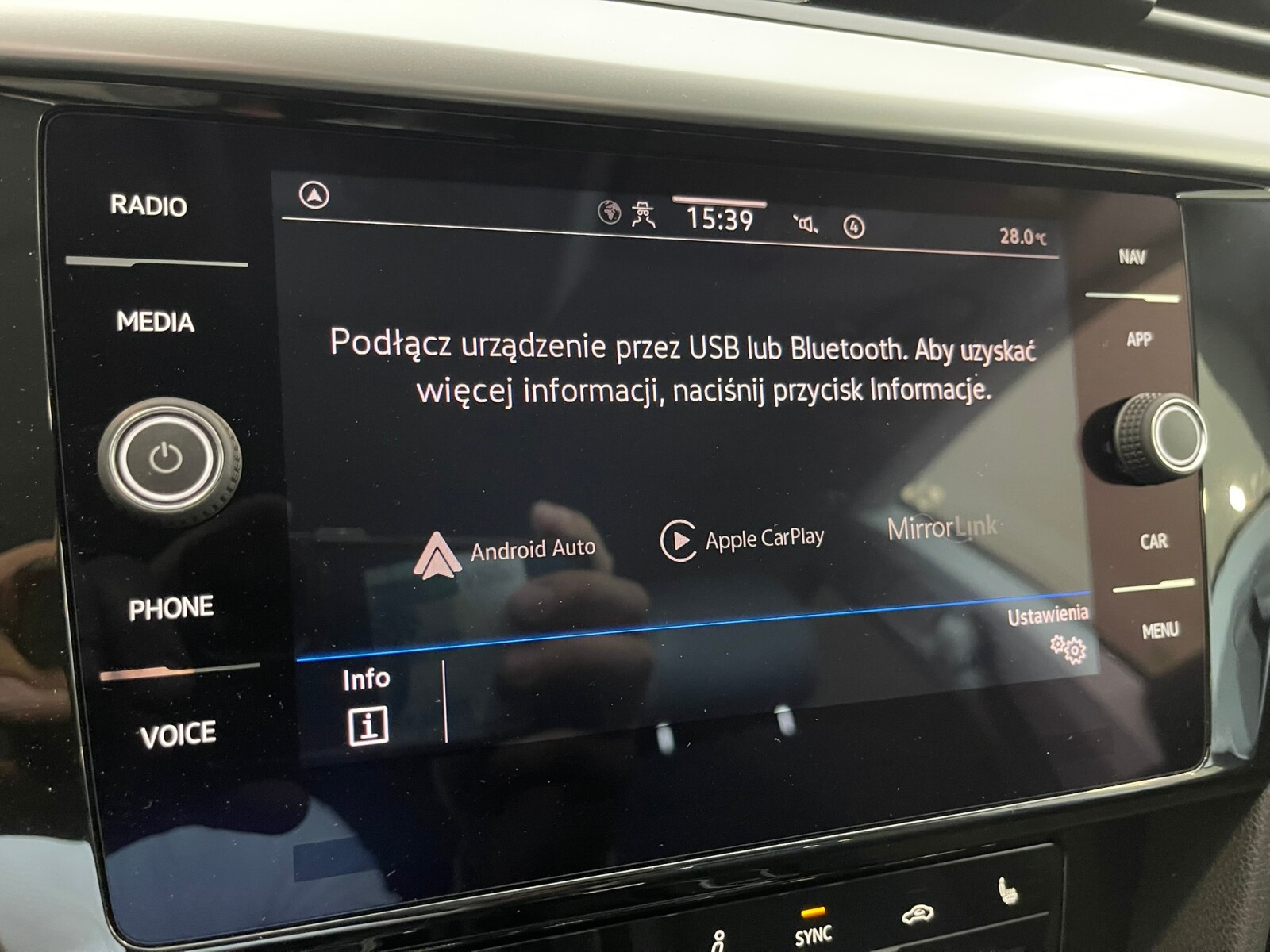 Volkswagen Arteon - zdjęcie 17