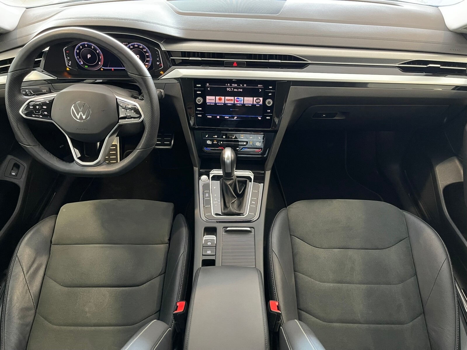 Volkswagen Arteon - zdjęcie 12