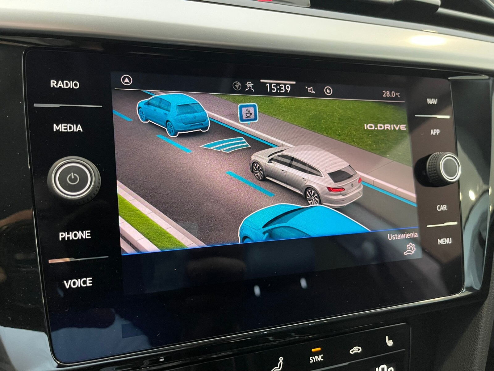 Volkswagen Arteon - zdjęcie 16