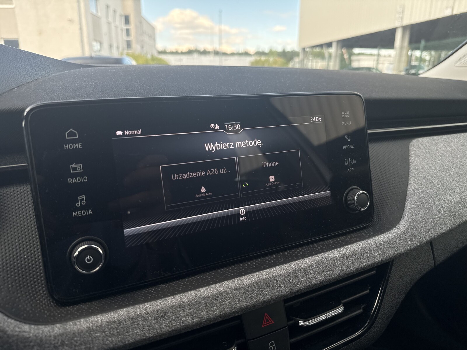 Škoda Kamiq - zdjęcie 15