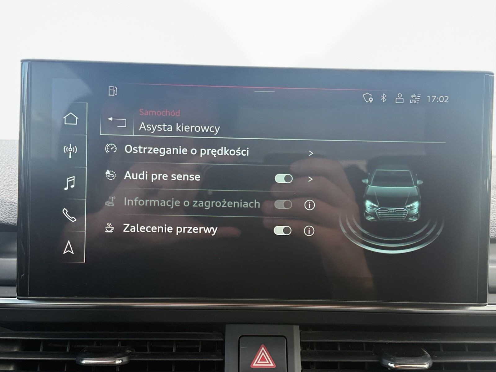 Audi A4 Limousine - zdjęcie 23