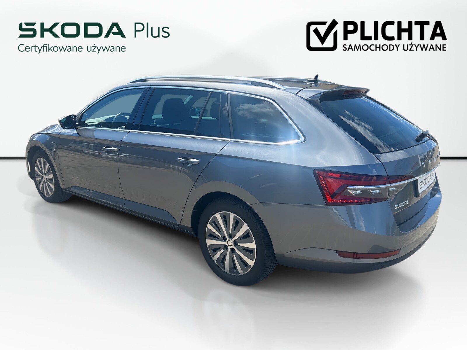 Škoda Superb Combi - zdjęcie 8