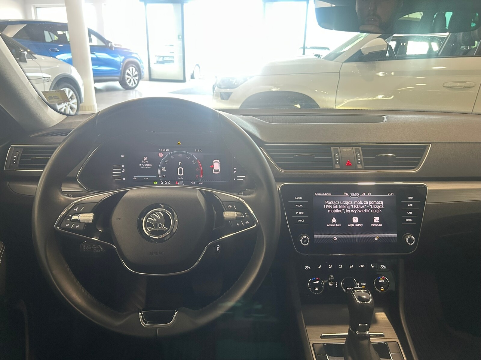 Škoda Superb Combi - zdjęcie 15