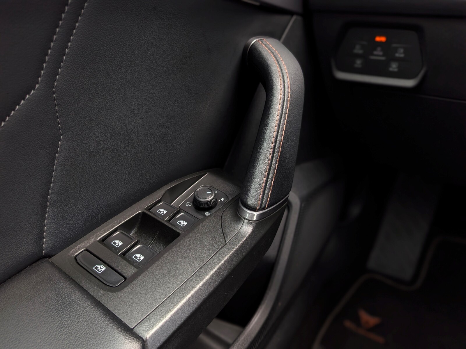 Cupra Formentor - zdjęcie 30