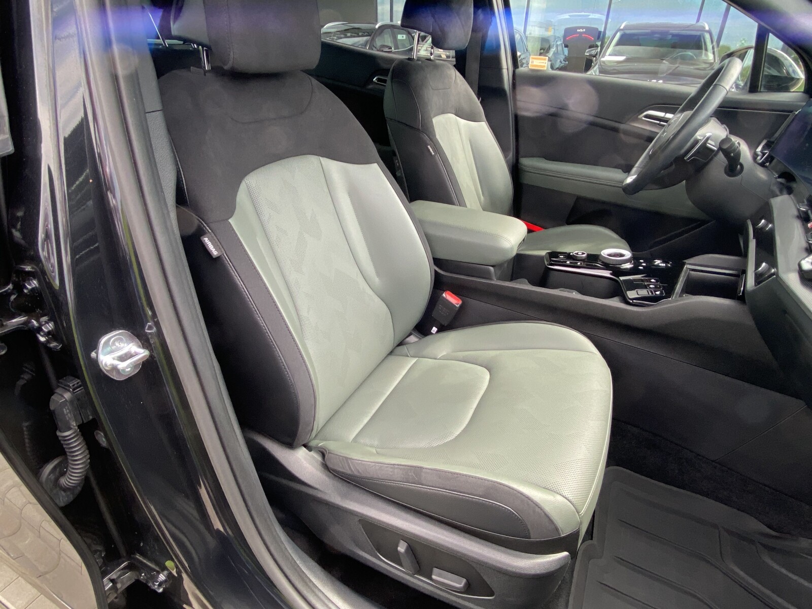 Kia Sportage - zdjęcie 17