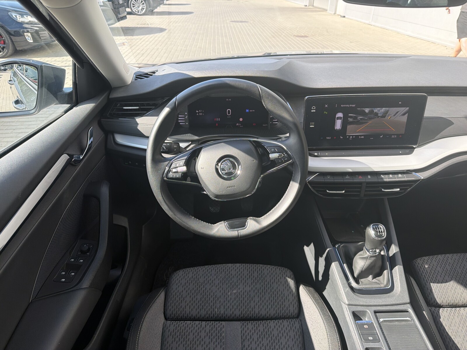Škoda Octavia Combi - zdjęcie 17
