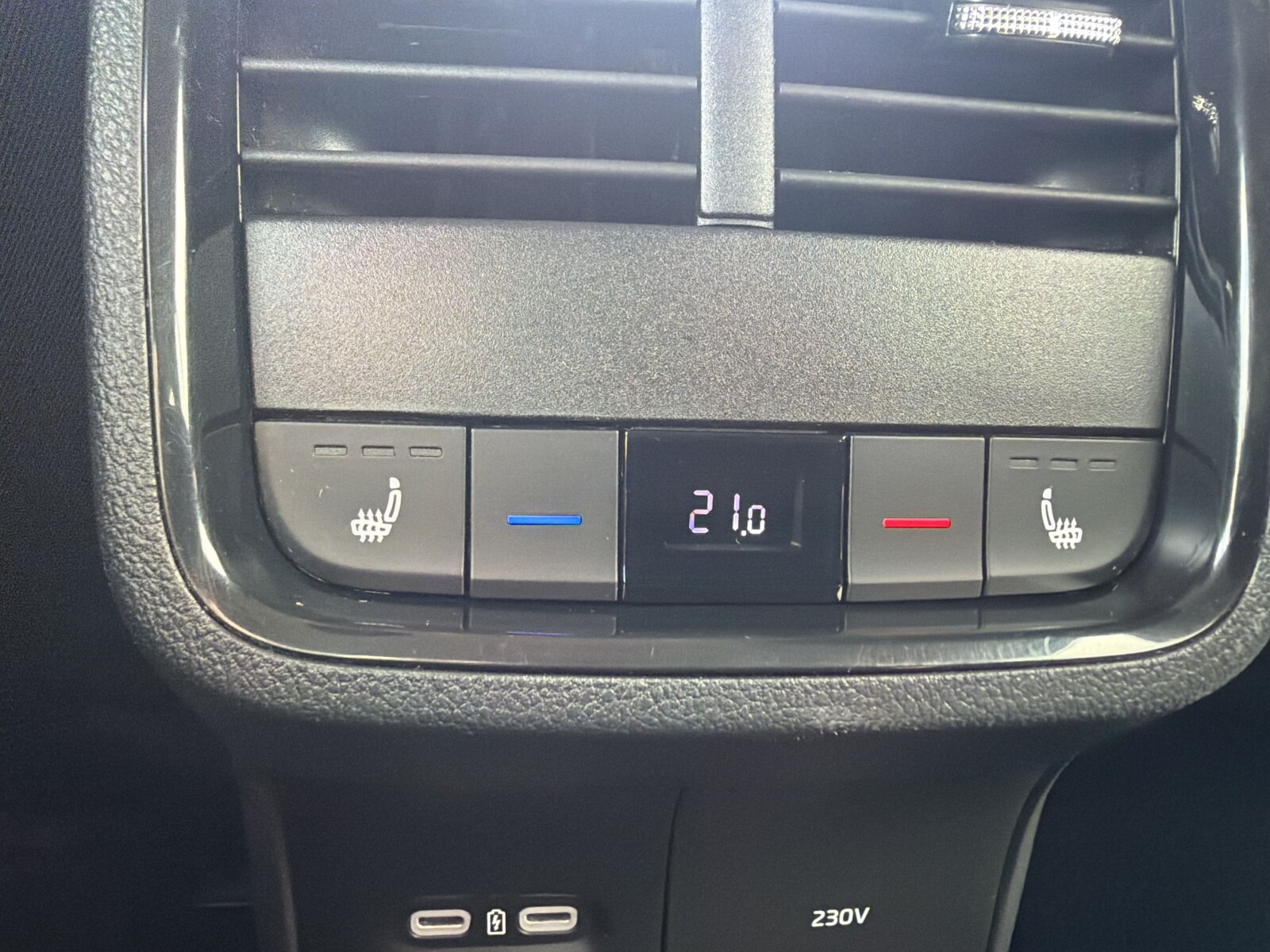 Škoda Octavia Combi - zdjęcie 19