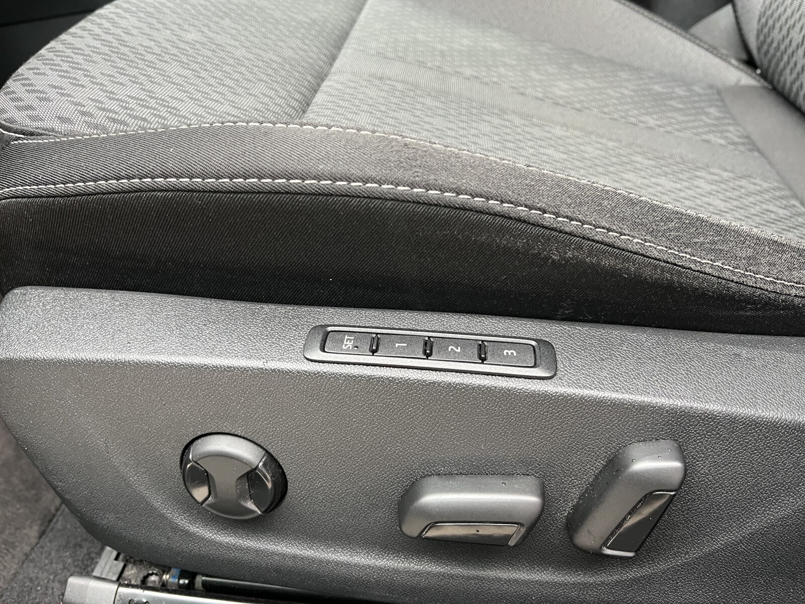 Škoda Octavia Combi - zdjęcie 10