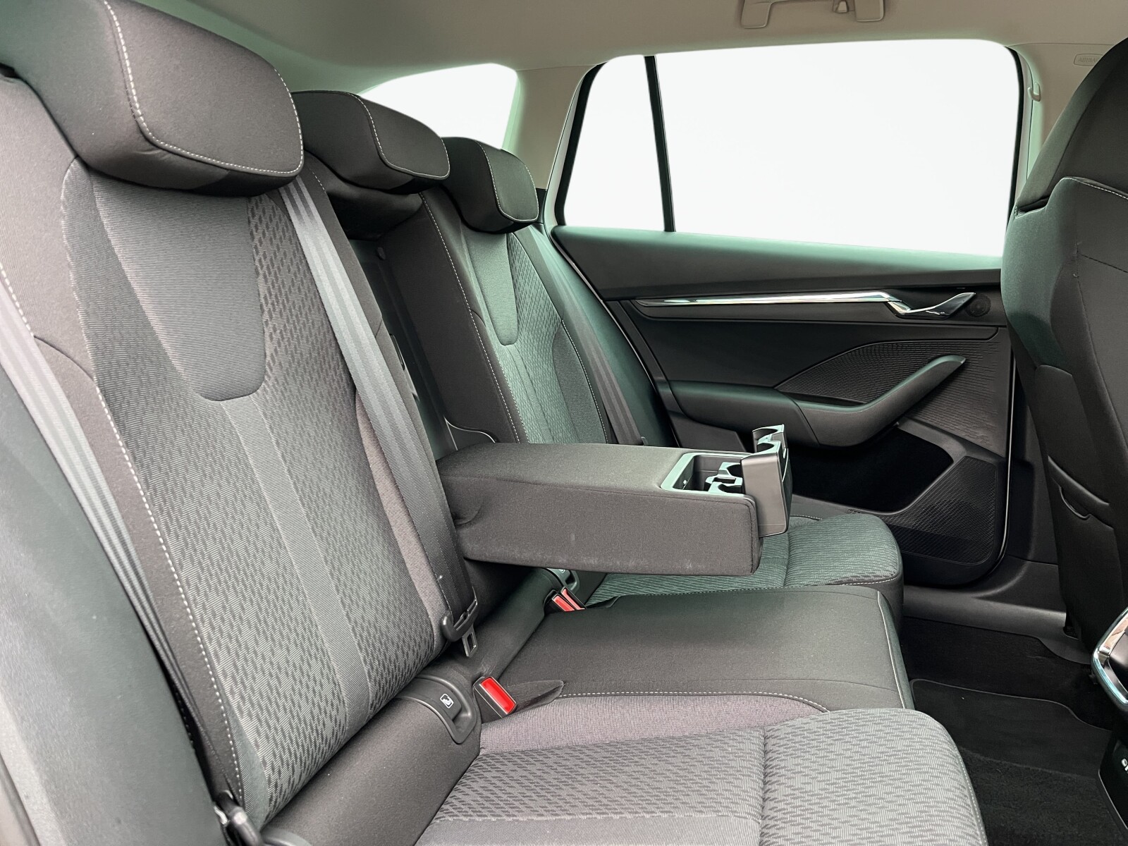 Škoda Octavia Combi - zdjęcie 18
