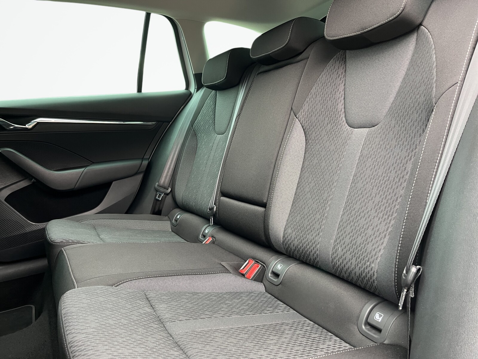 Škoda Octavia Combi - zdjęcie 13