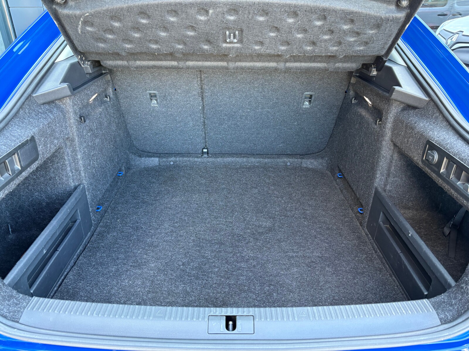 Škoda Superb - zdjęcie 17