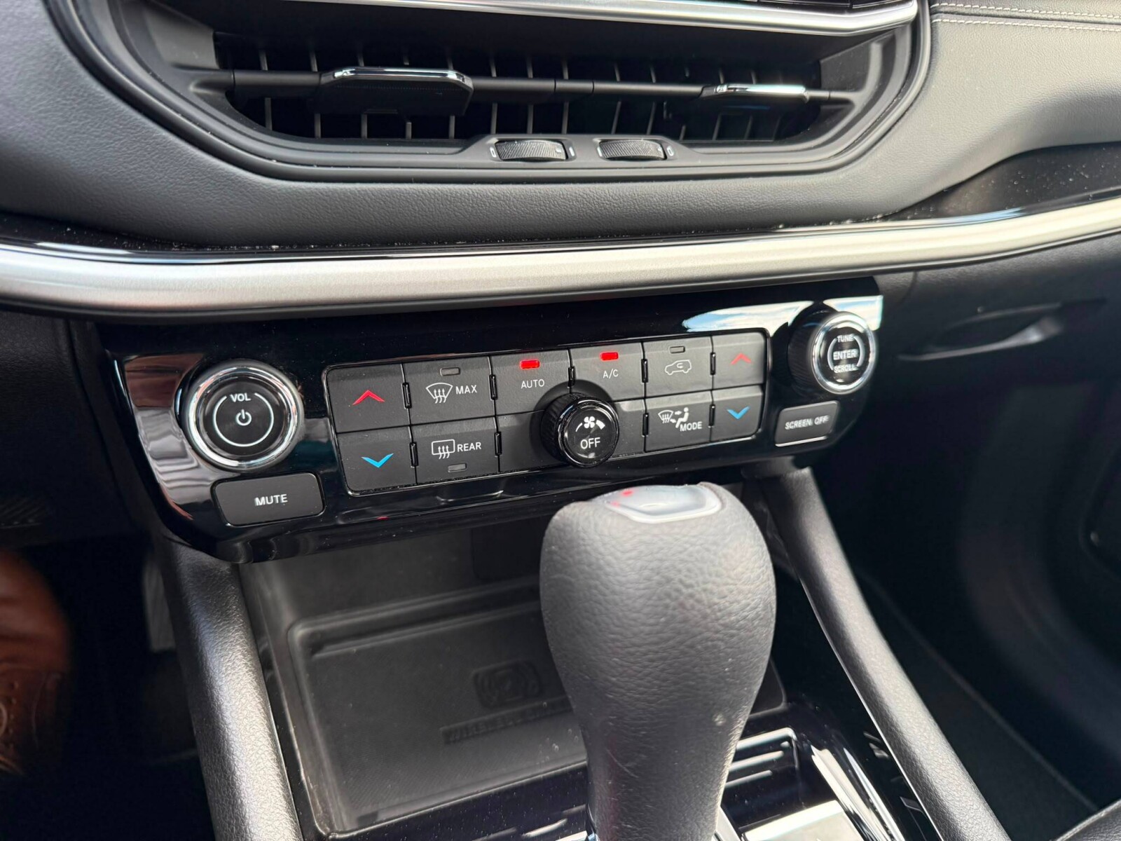 Jeep Compass - zdjęcie 21