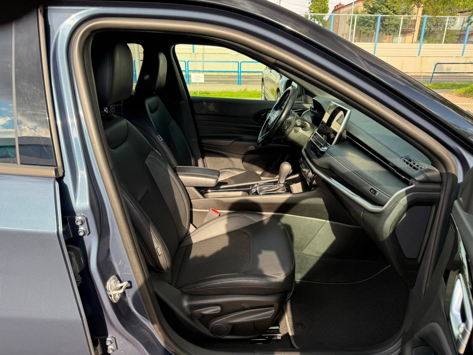 Jeep Compass - zdjęcie 12