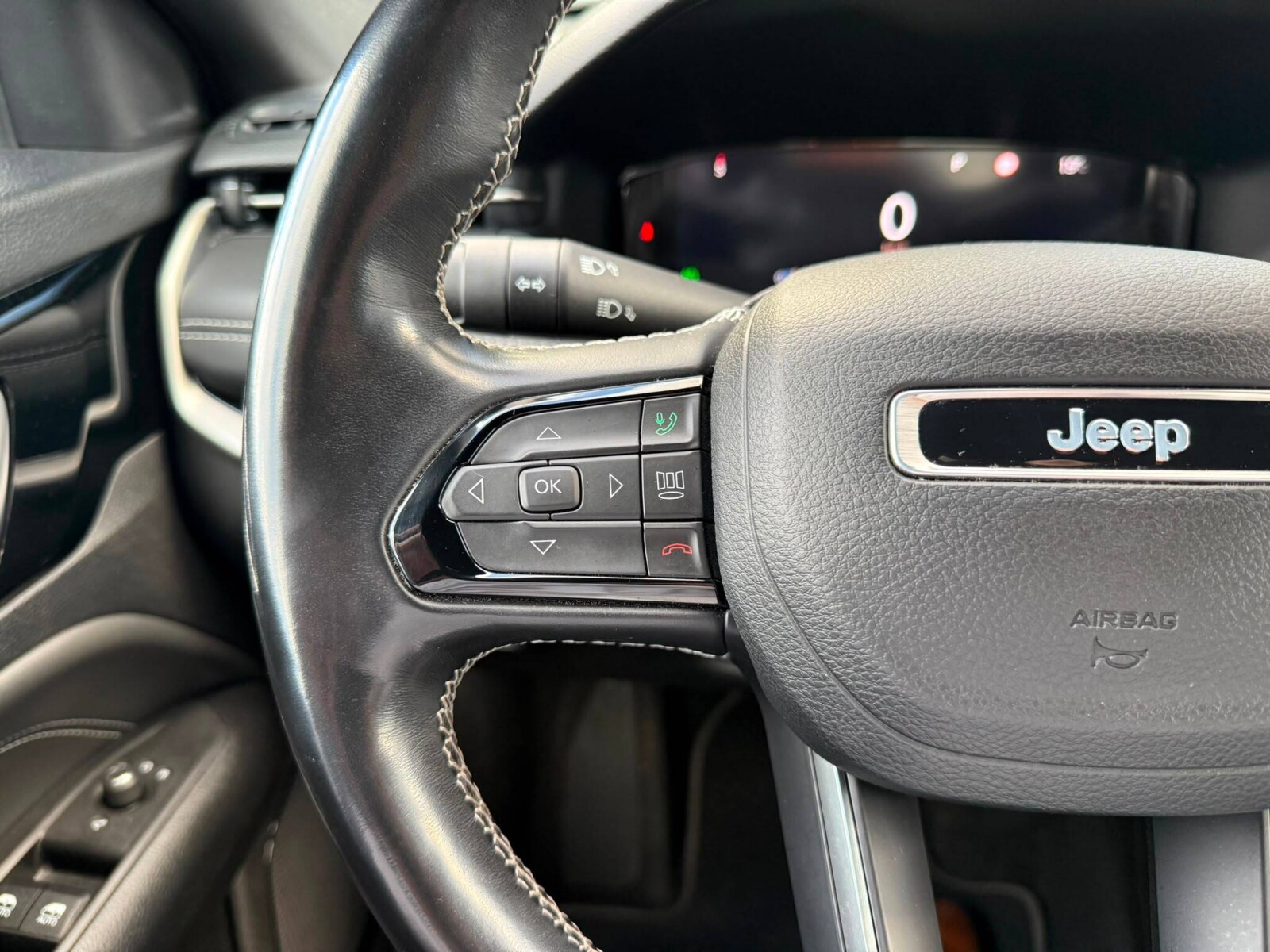 Jeep Compass - zdjęcie 15