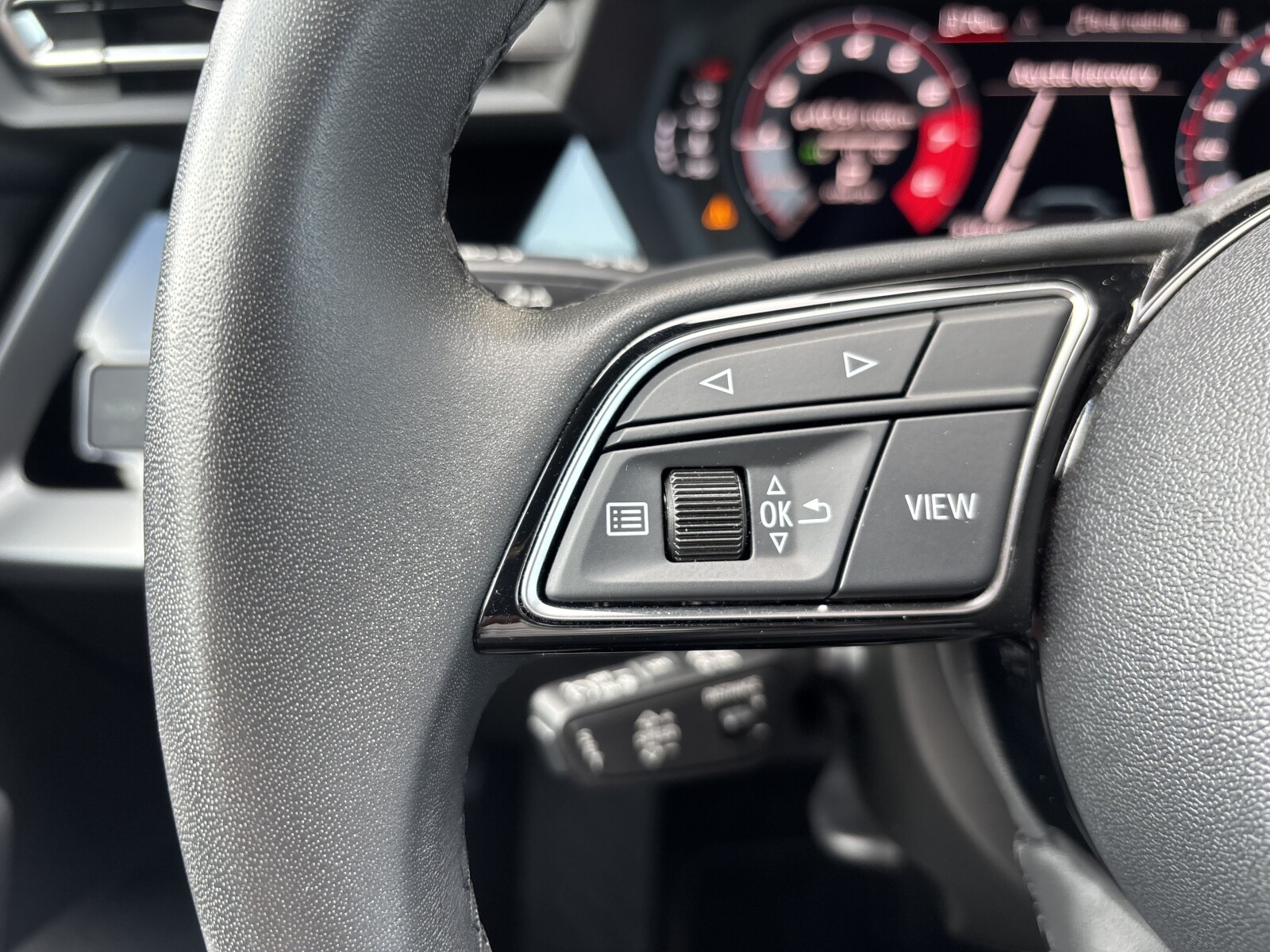Audi A3 Sportback - zdjęcie 12