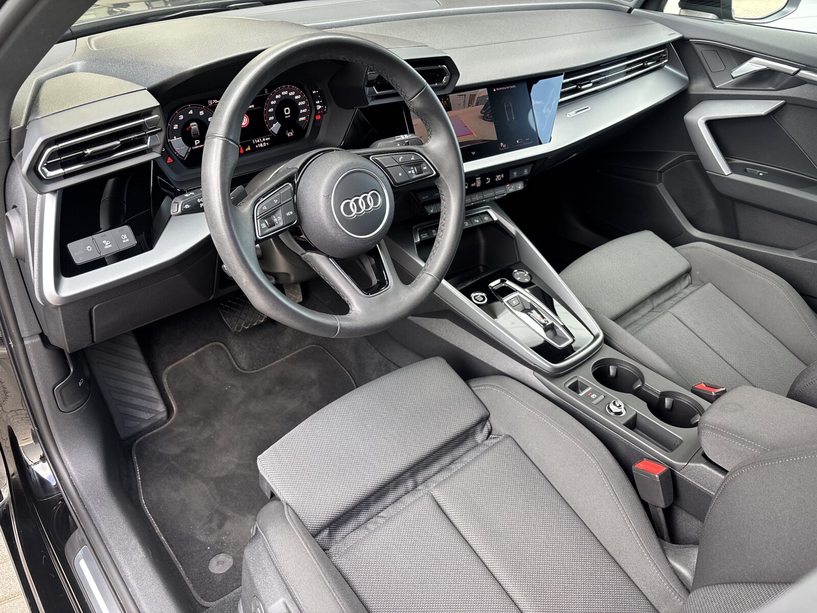 Audi A3 Sportback - zdjęcie 16