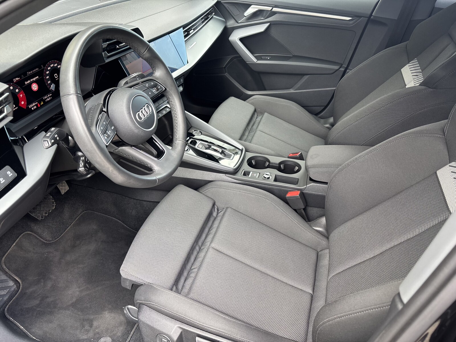 Audi A3 Sportback - zdjęcie 17