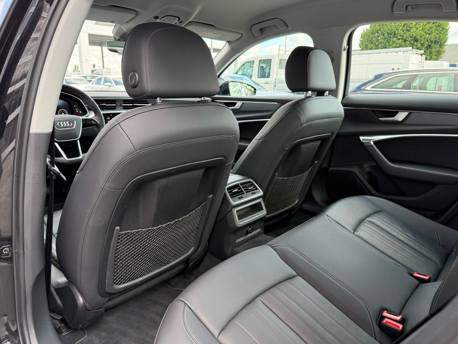 Audi A6 Limousine - zdjęcie 10