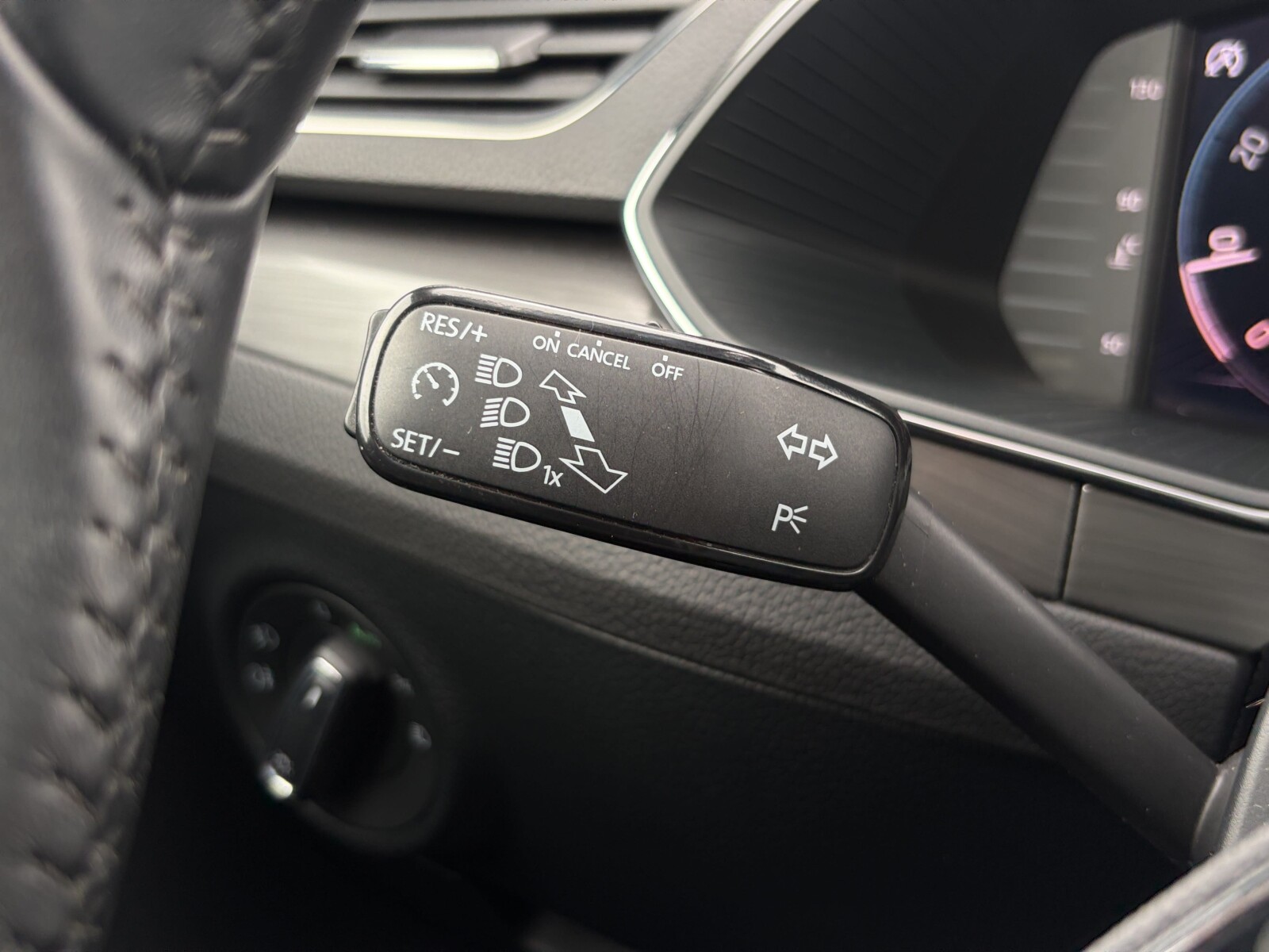 Škoda Superb - zdjęcie 25