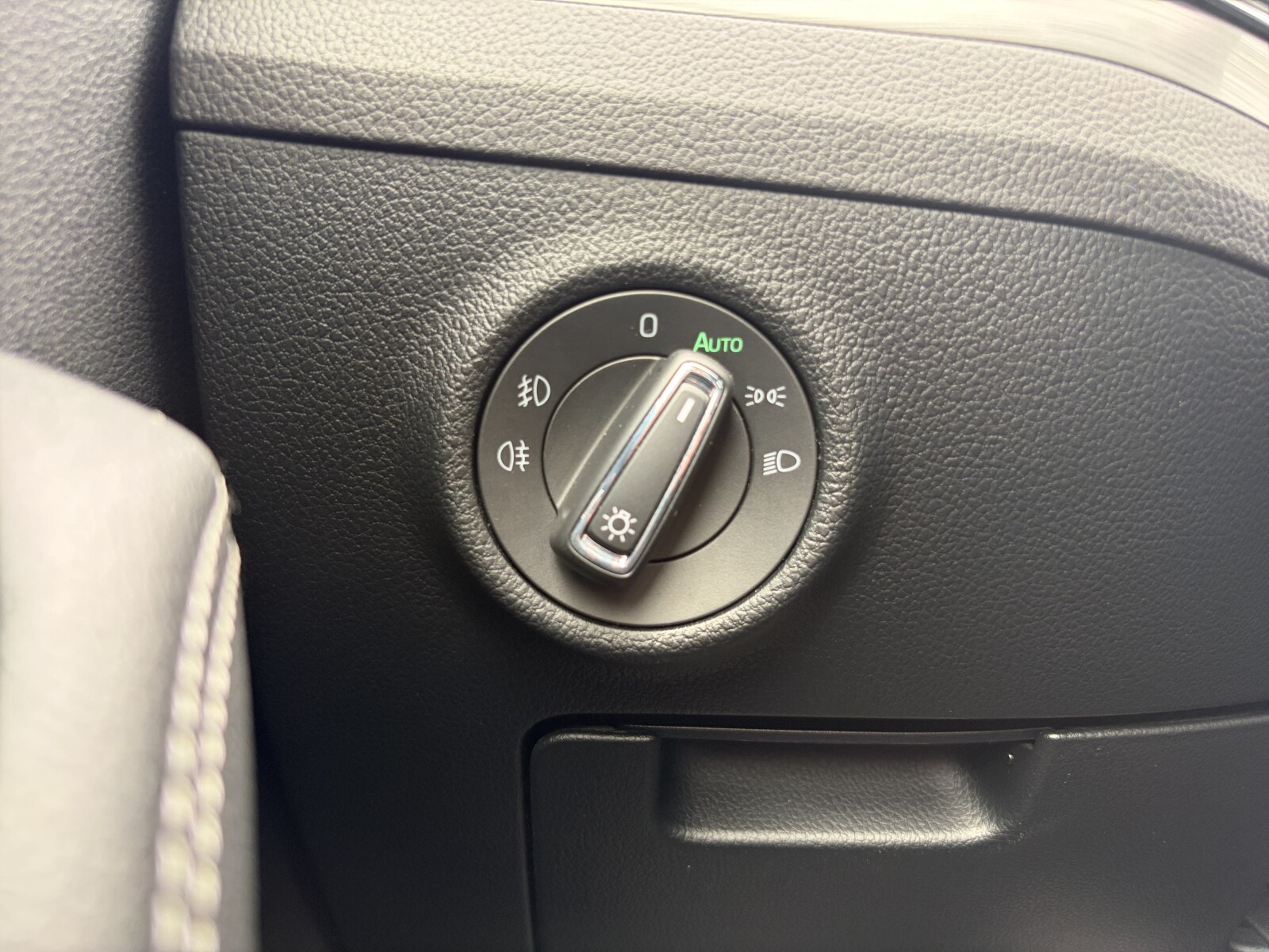 Škoda Superb - zdjęcie 14