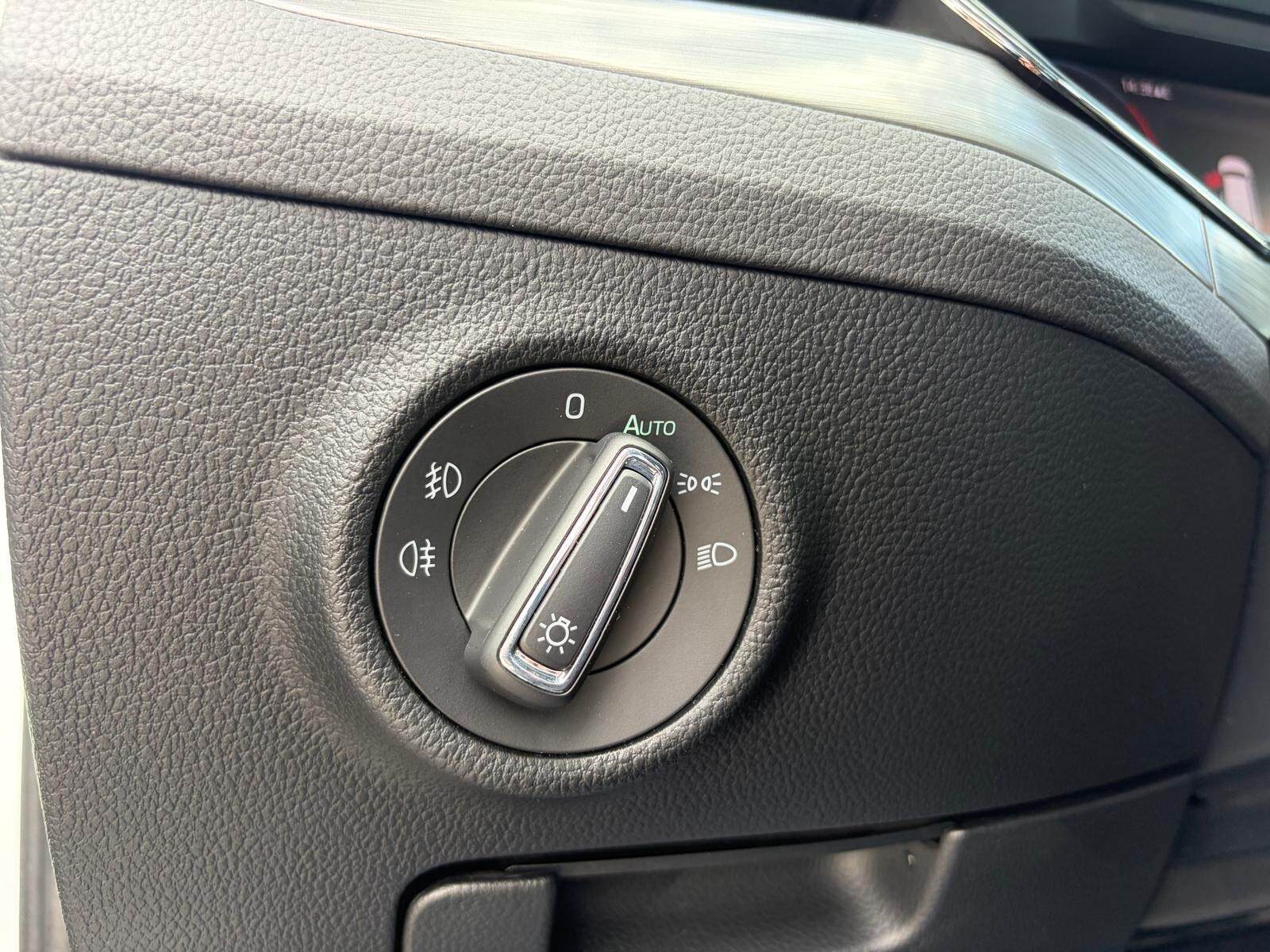 Škoda Superb - zdjęcie 7
