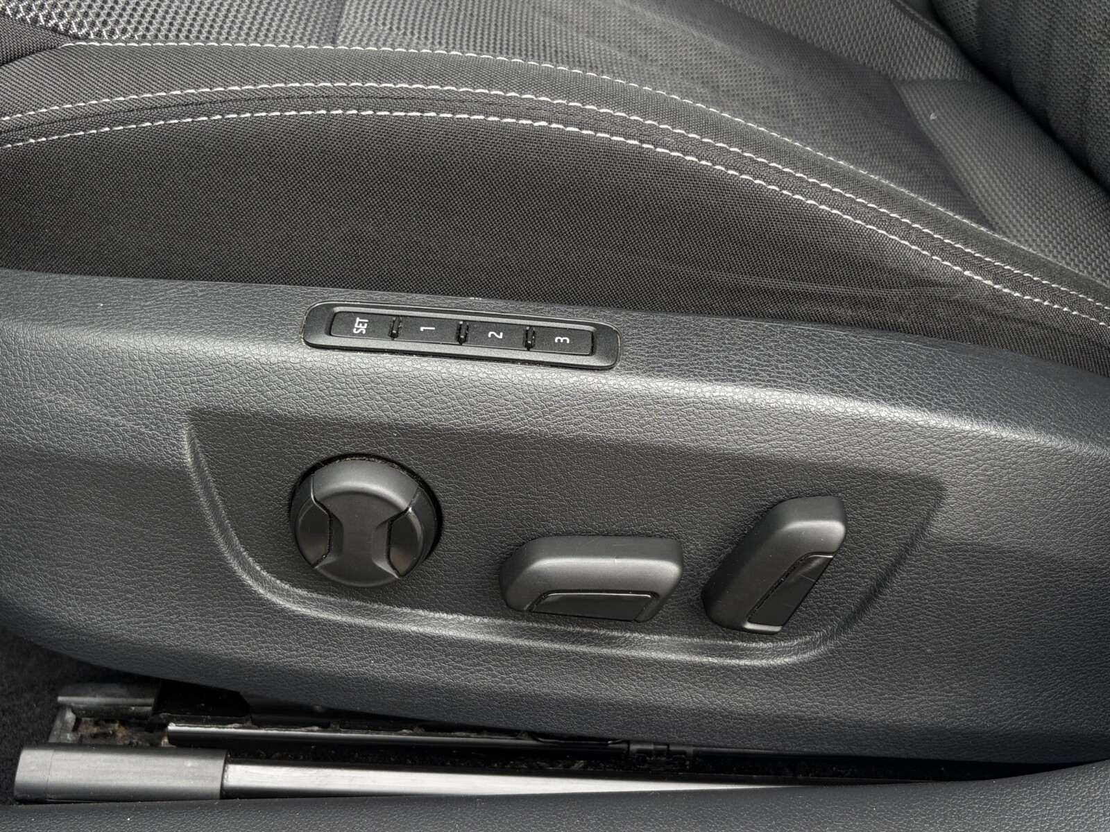 Škoda Superb - zdjęcie 29