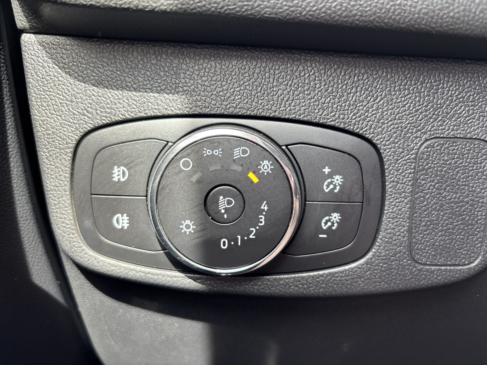 Ford Focus - zdjęcie 21