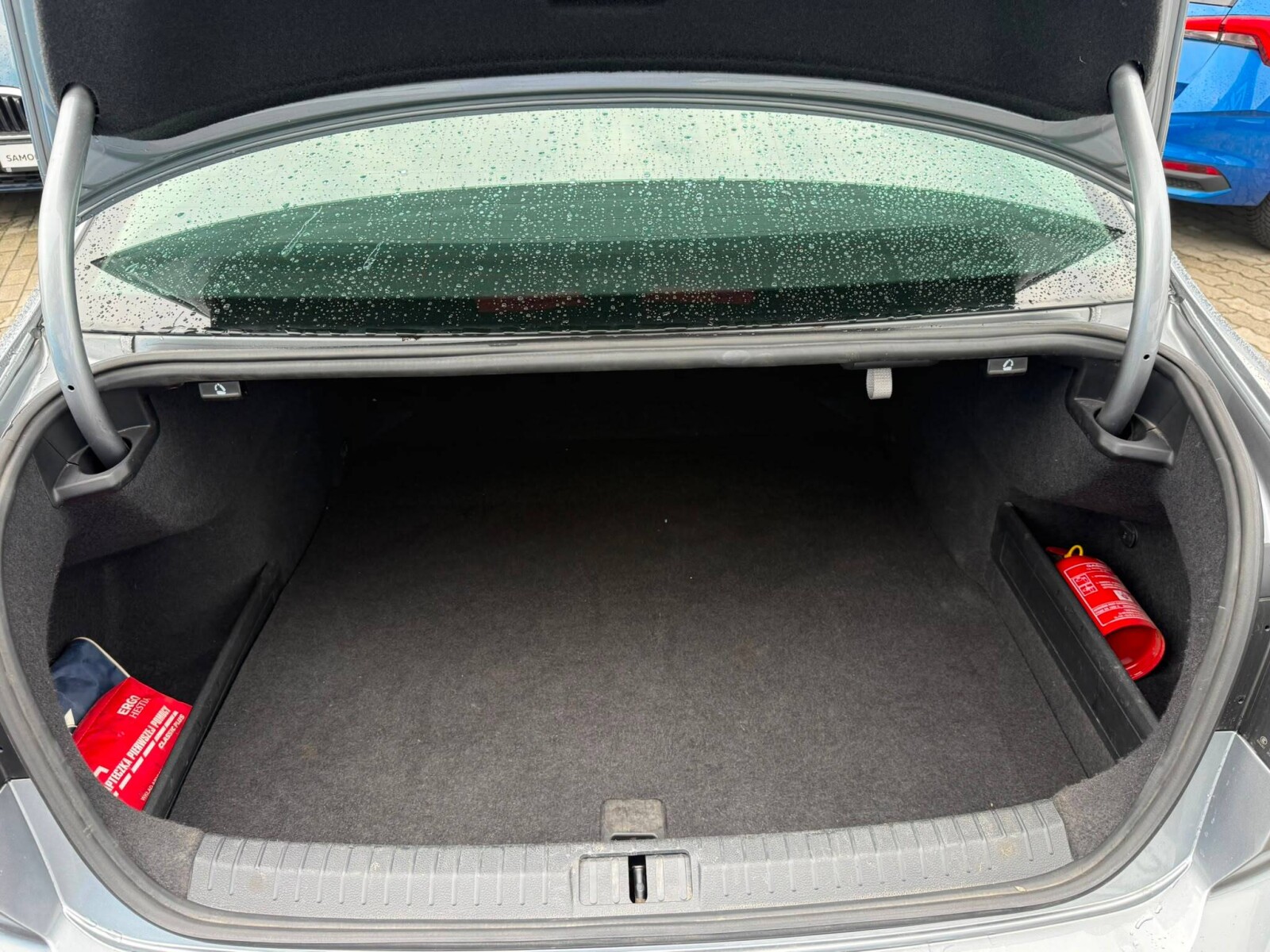 Volkswagen Passat - zdjęcie 9