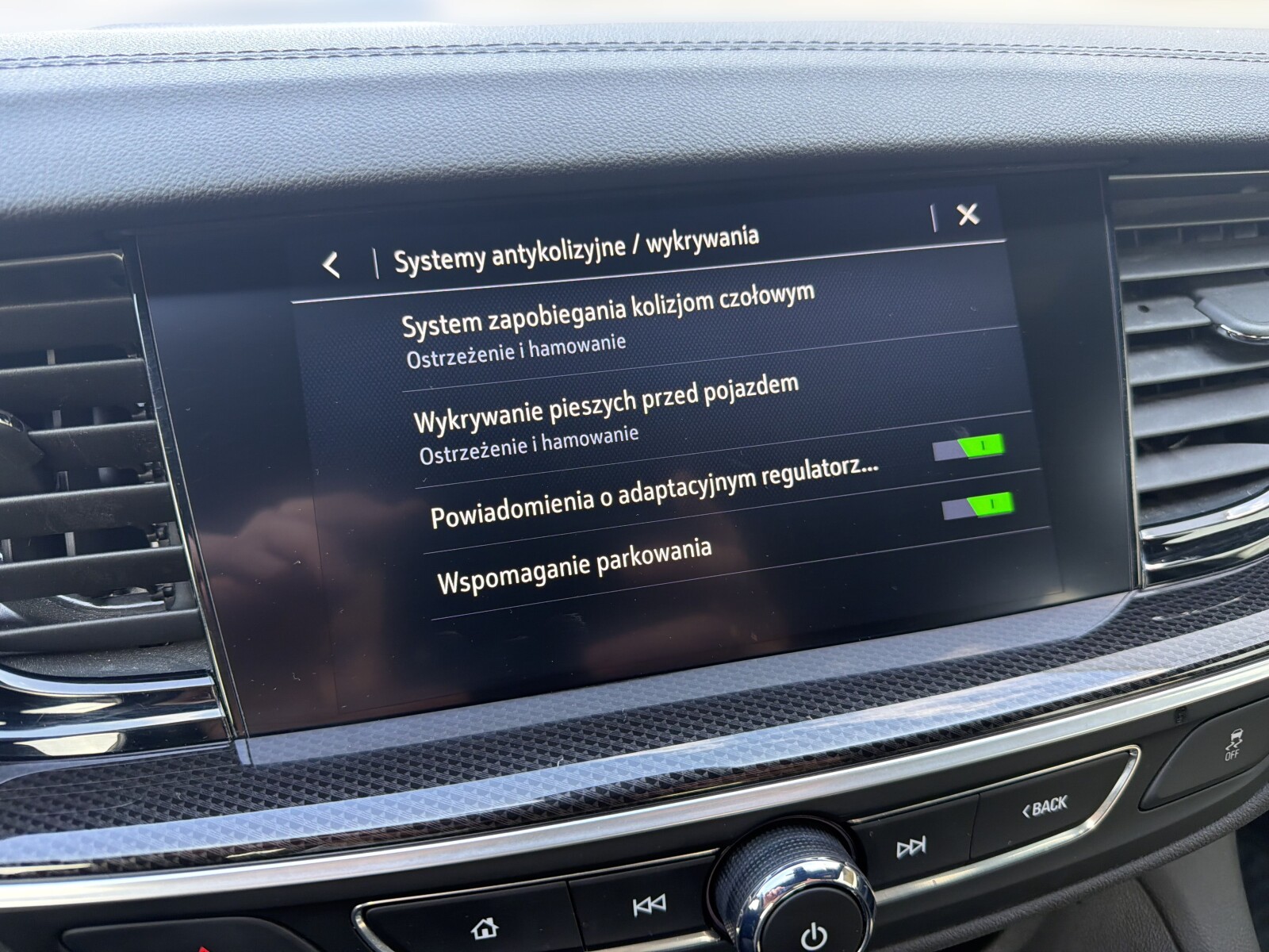 Opel Insignia - zdjęcie 32