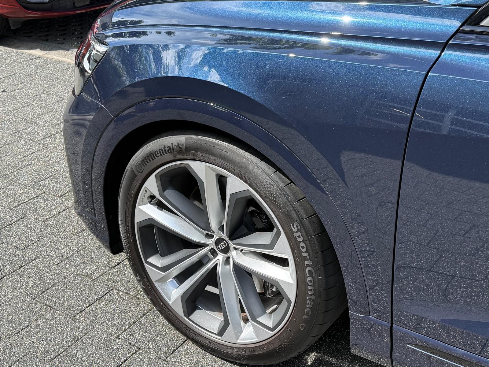 Audi SQ8 - zdjęcie 10