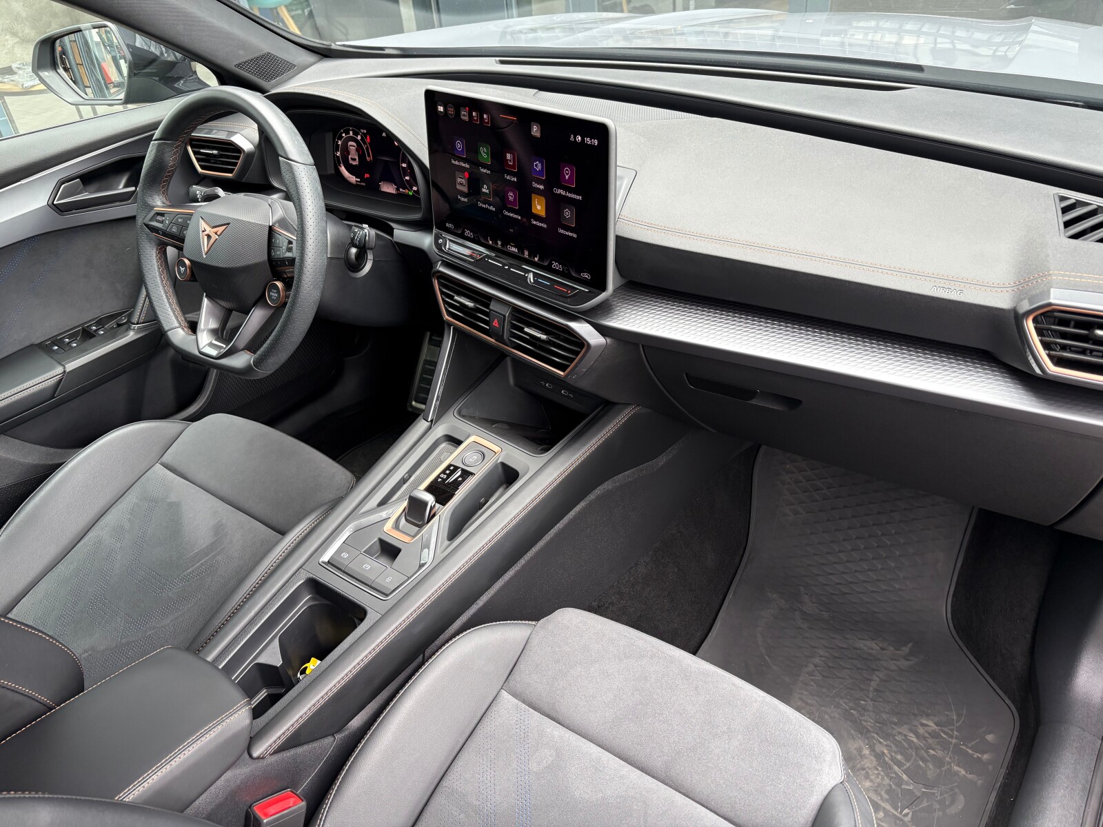 Cupra Formentor - zdjęcie 16