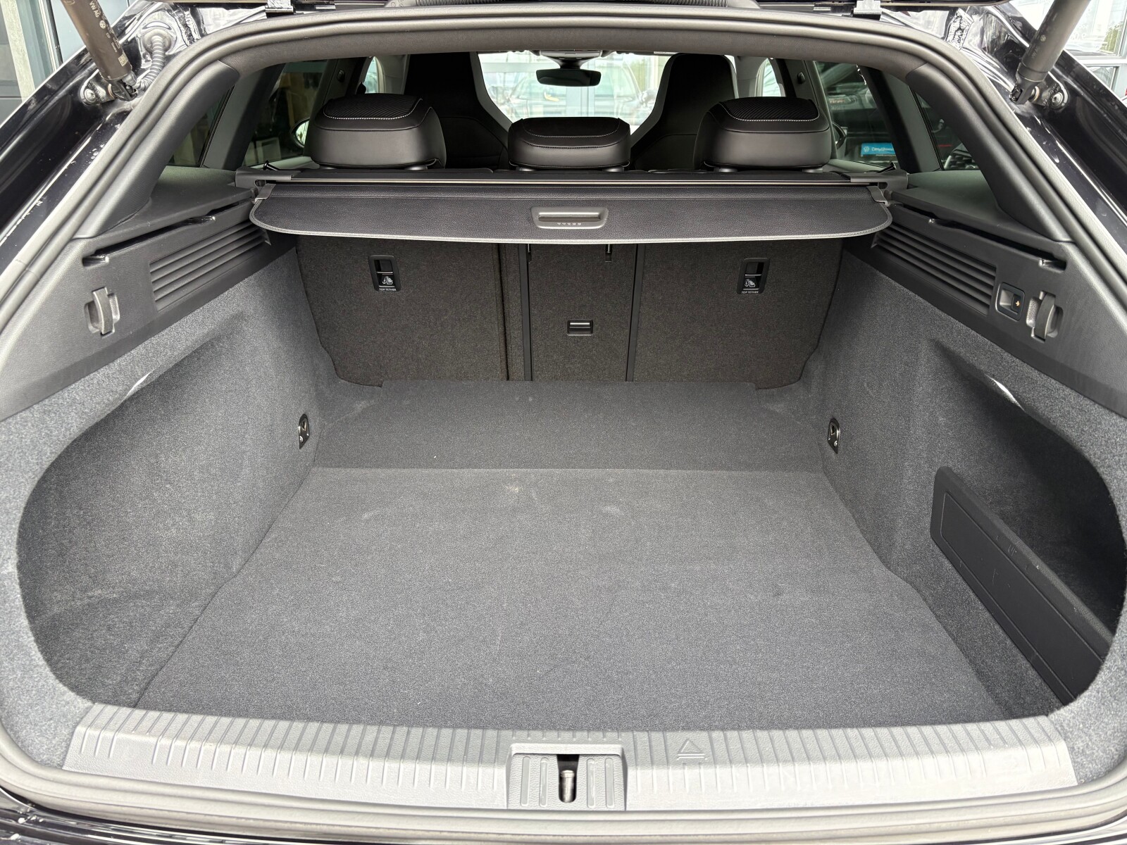 Volkswagen Arteon Shooting Brake - zdjęcie 19