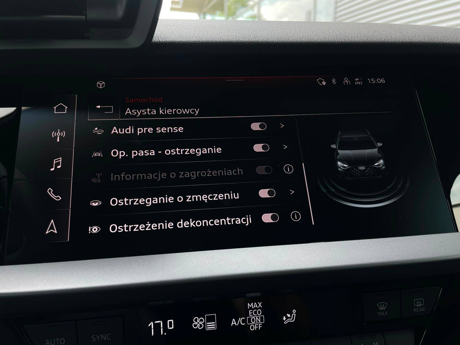 Audi A3 Sportback - zdjęcie 28